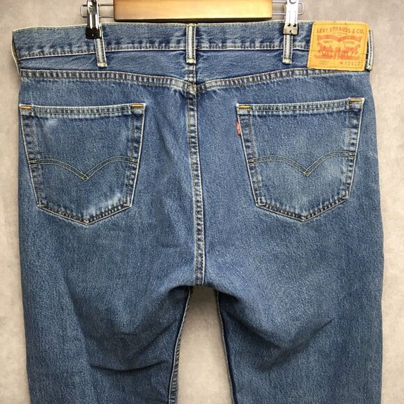 Levis Mens 505 Regular Fit Blue Jeans size 40x30 Regular Fit Cotton Denim Pants